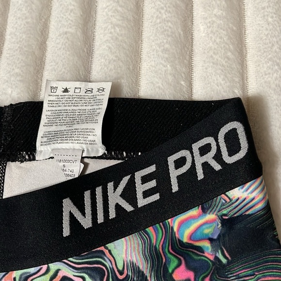 Nike Pro Crop Legging | Size Small - Picture 4 of 9